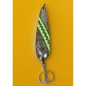 Vintage NK Mag Hammered Trolling Spoon Lure Green White Salmon Pike 5"